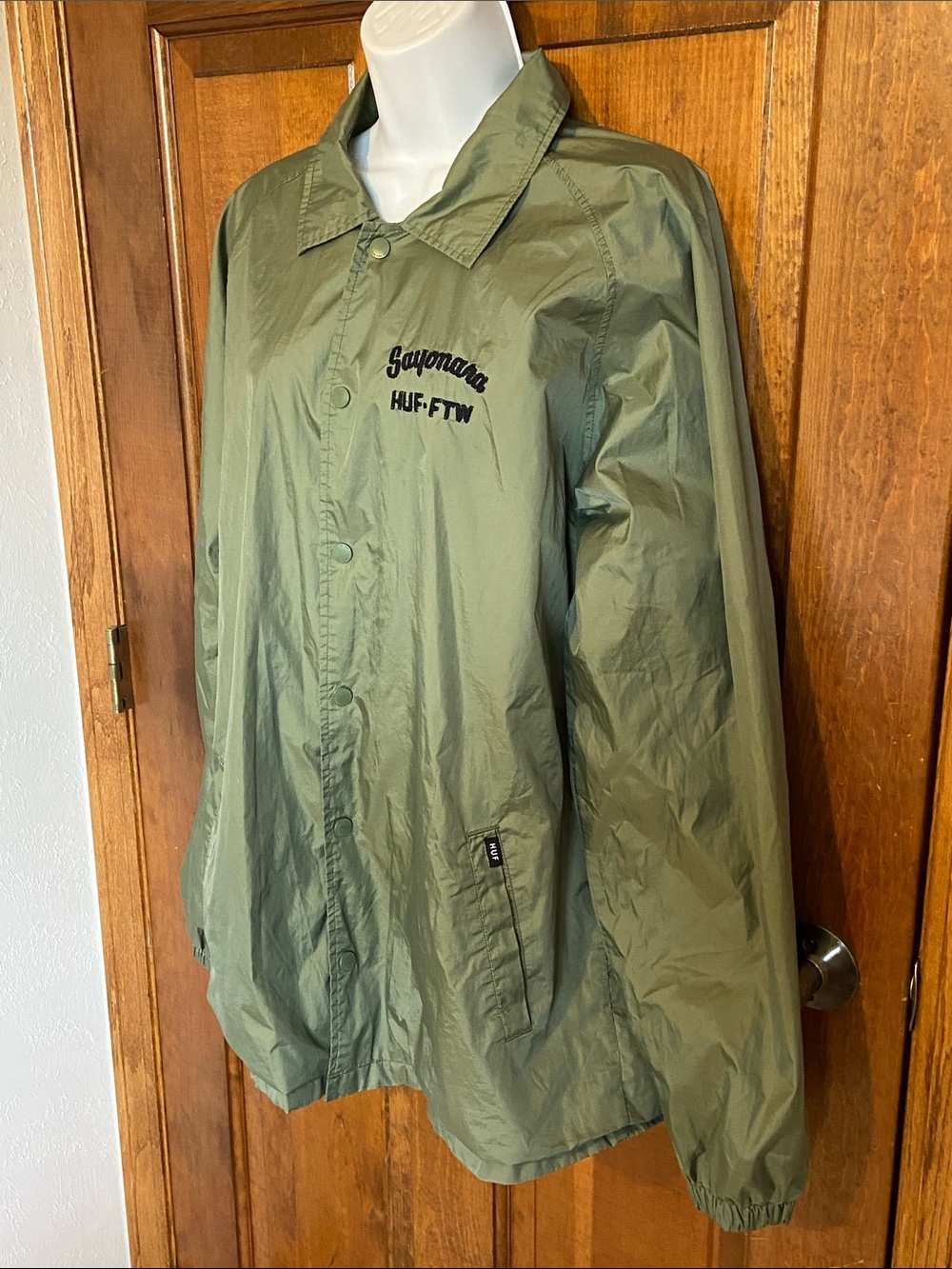 Huff Sayonara embroidered coaches full snap Streetwear wind breaker jacket XL - Picture 6 of 15